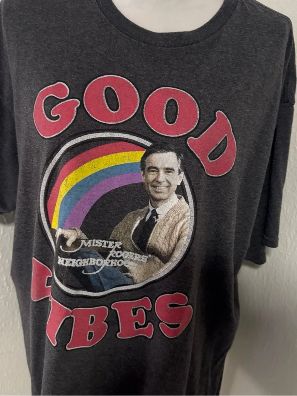 Delta Unisex Vintage SizeXL “Mister Rogers Neighborhood” Good Vibes Shirt TV - Picture 3 of 8